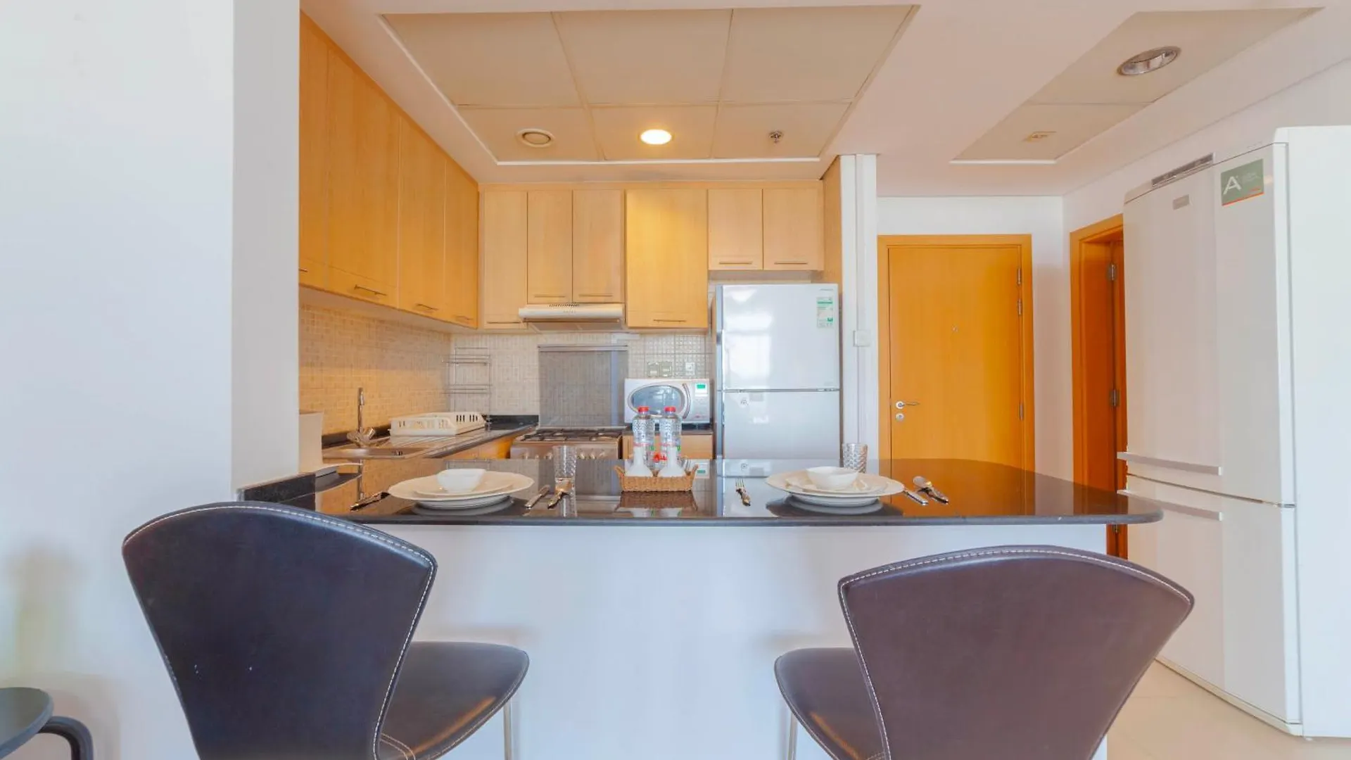 An Elegant Fully Furnished 1 Bedroom Apartment In Clayton Residency, Business Bay, Dubai 0*,